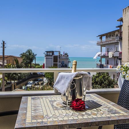 Le Notti Di Morfeo Bed & Breakfast San Leone Ngoại thất bức ảnh